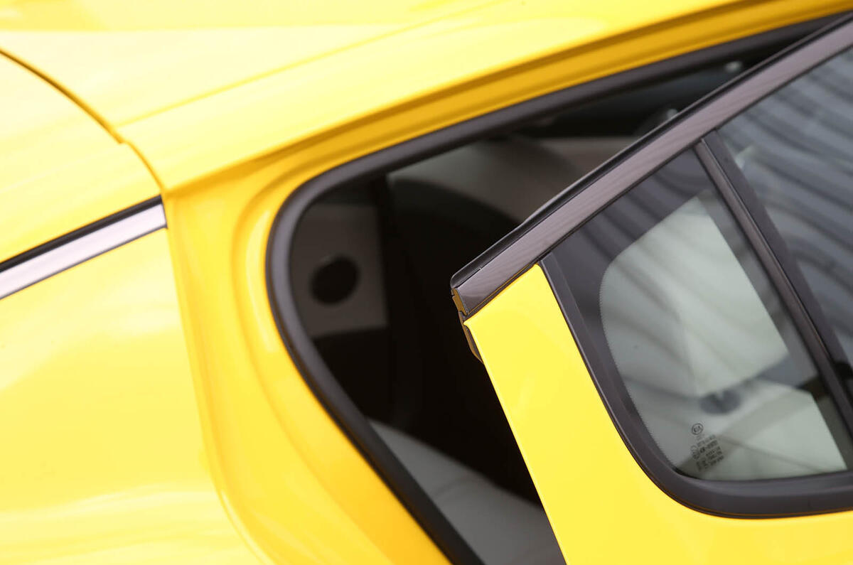 Kia Stinger GT S long-term review door windows