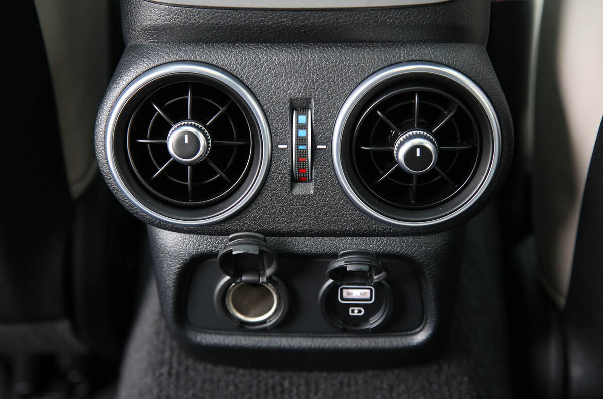 Kia Stinger GT S long-term review rear climate control