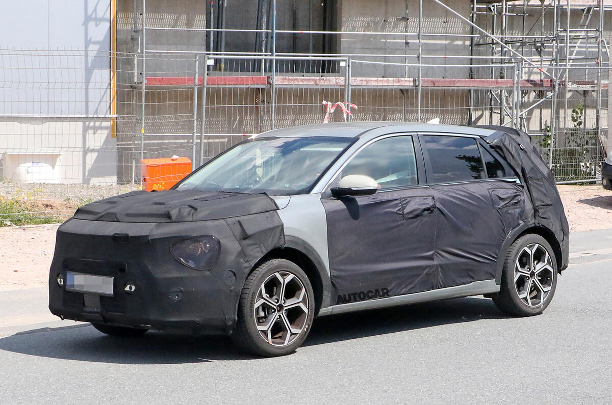 New 2022 Kia Niro To Bring Fresh Design Overhauled Interior Autocar