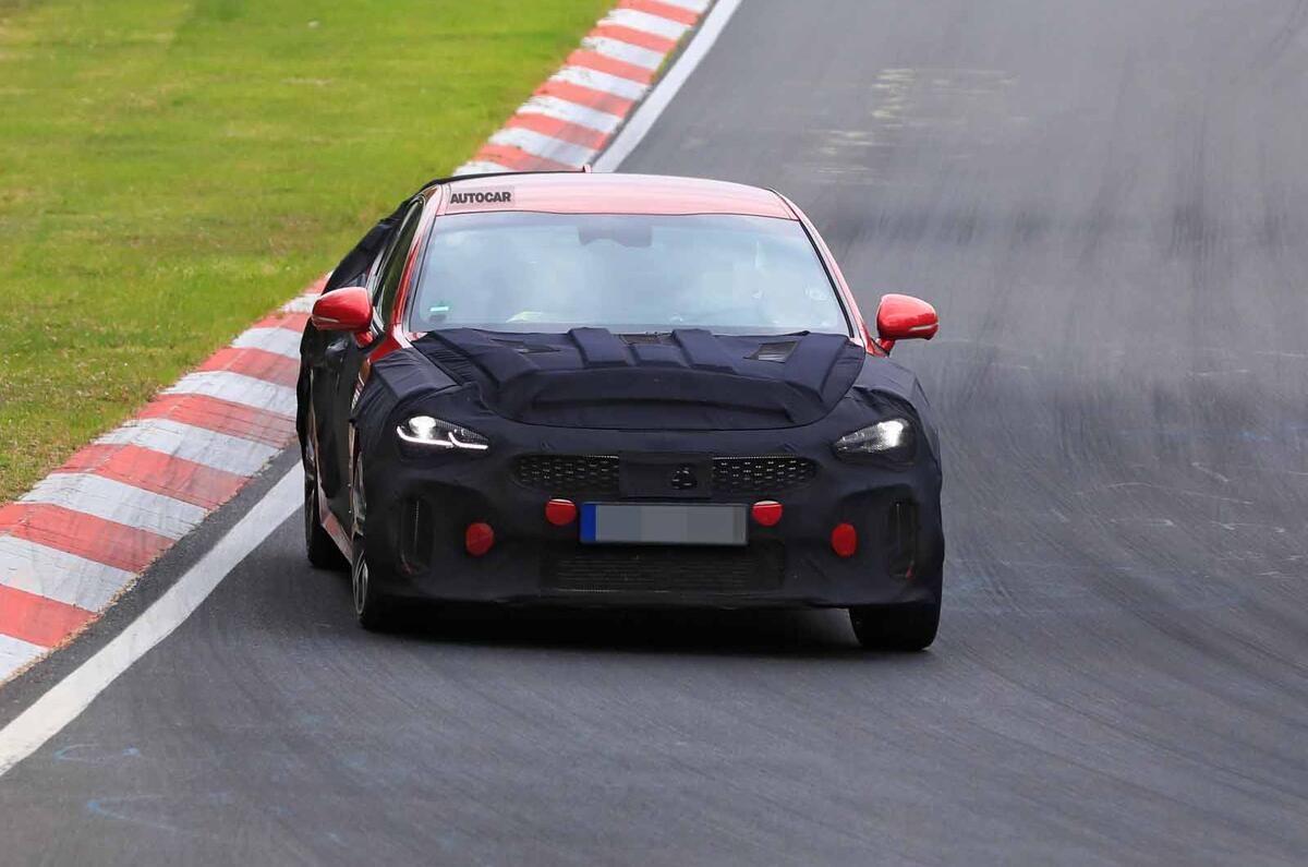 2021 Kia Stinger spyshot front corner