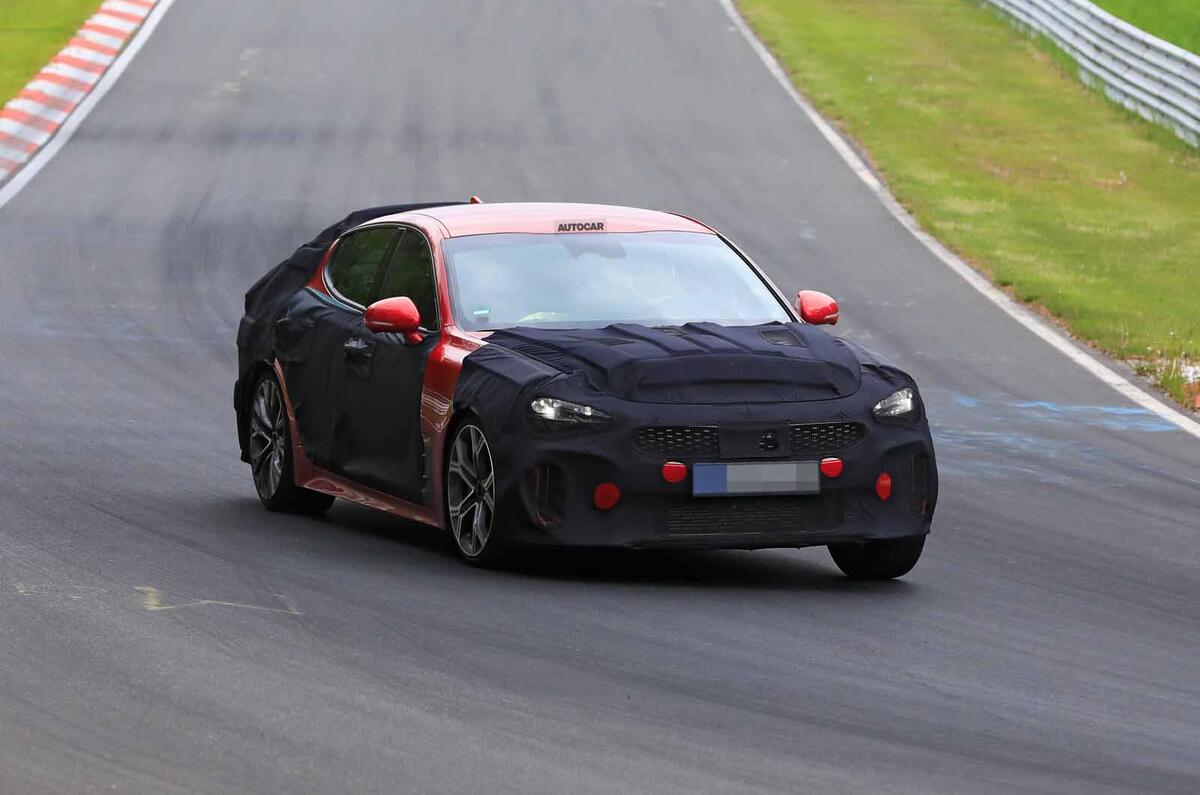 2021 Kia Stinger spyshot front corner