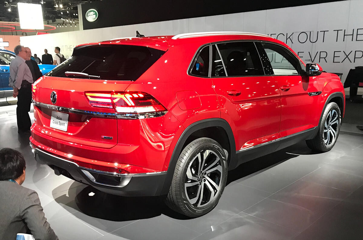 Volkswagen Atlas Cross Sport SUV revealed for US market ...
