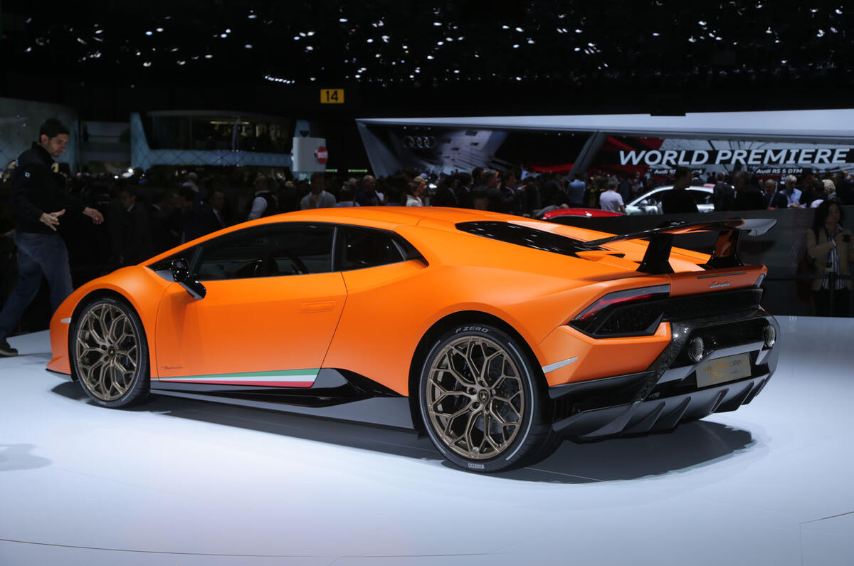 New Lamborghini Huracan Performante Exclusive Pictures