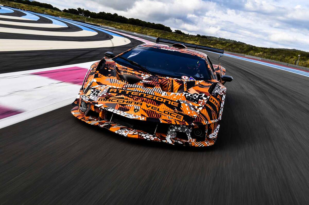 Lamborghini SCV12 preview pics front close
