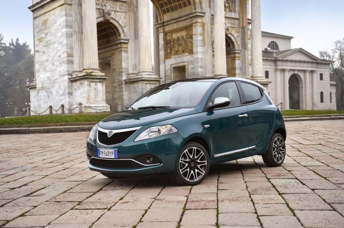 lancia ypsilon