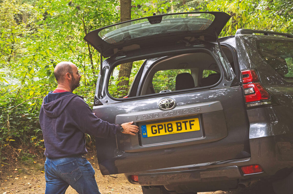Toyota Land Cruiser Utility 3dr 2018 long-term review - tailgate