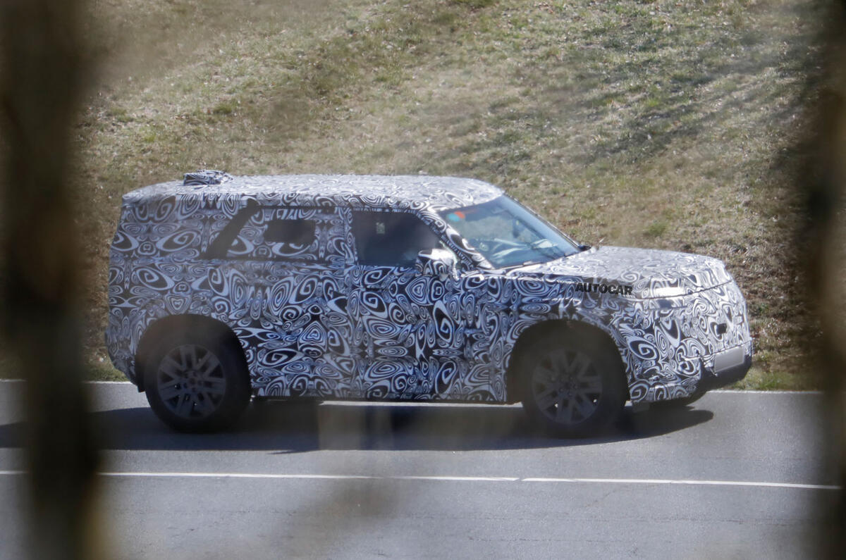 Land Rover Defender Sport prototype   1