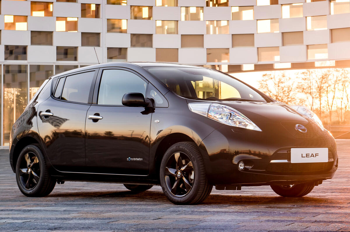 Nissan leaf black store