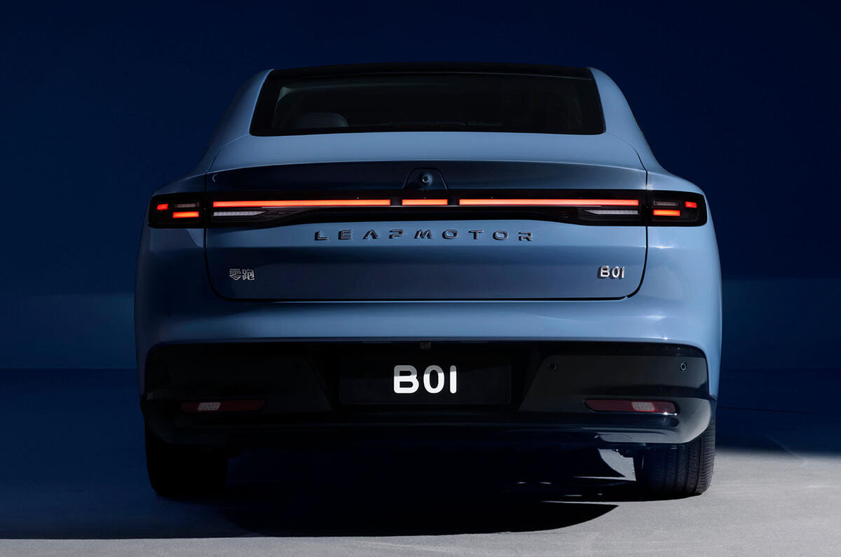 leapmotor-b01-rear.jpg