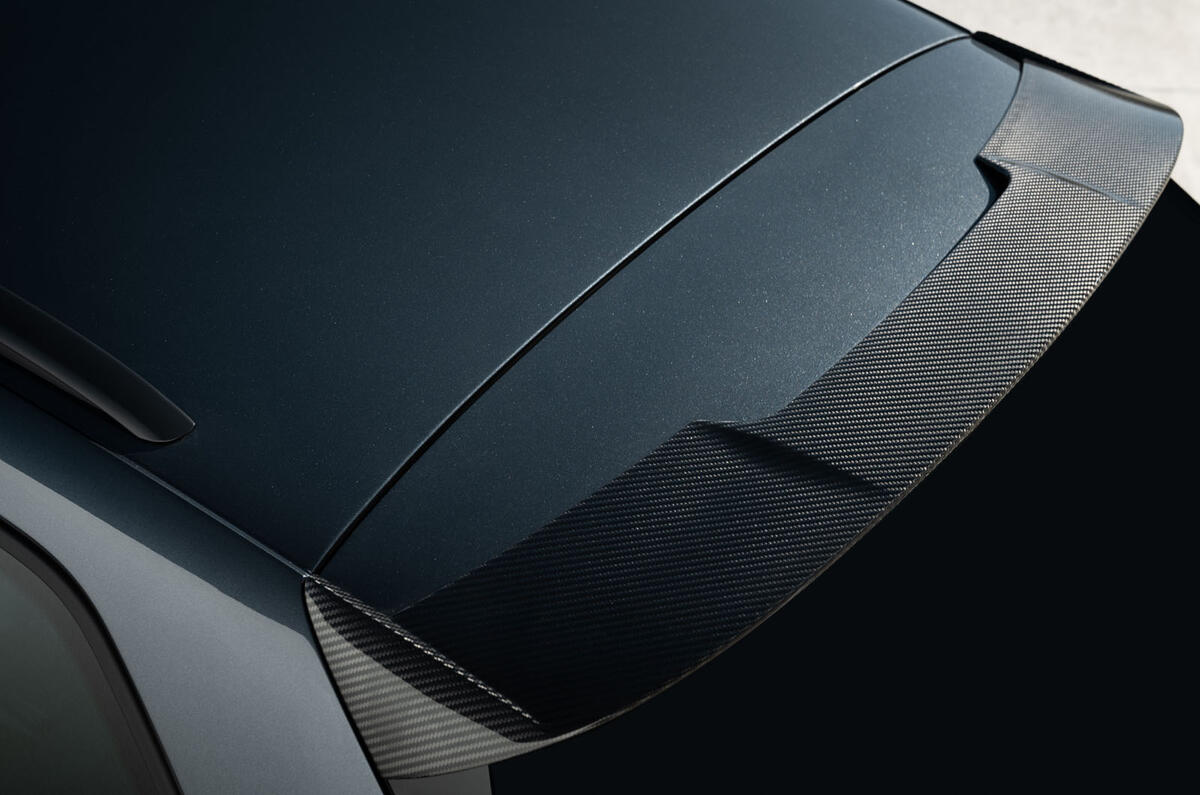 Seat Leon Cupra R ST revealed