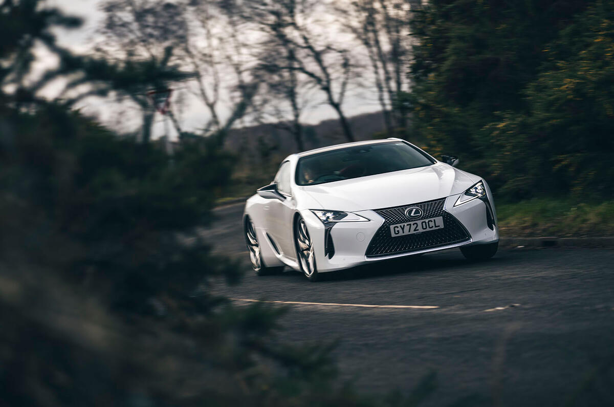 lexus lc5 : revue 2023 04 virage avant