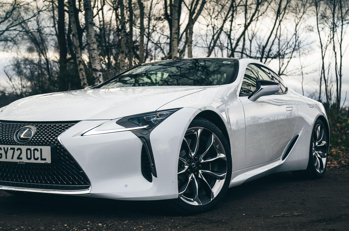 lexus lc5 revue 2023 17 détail avant