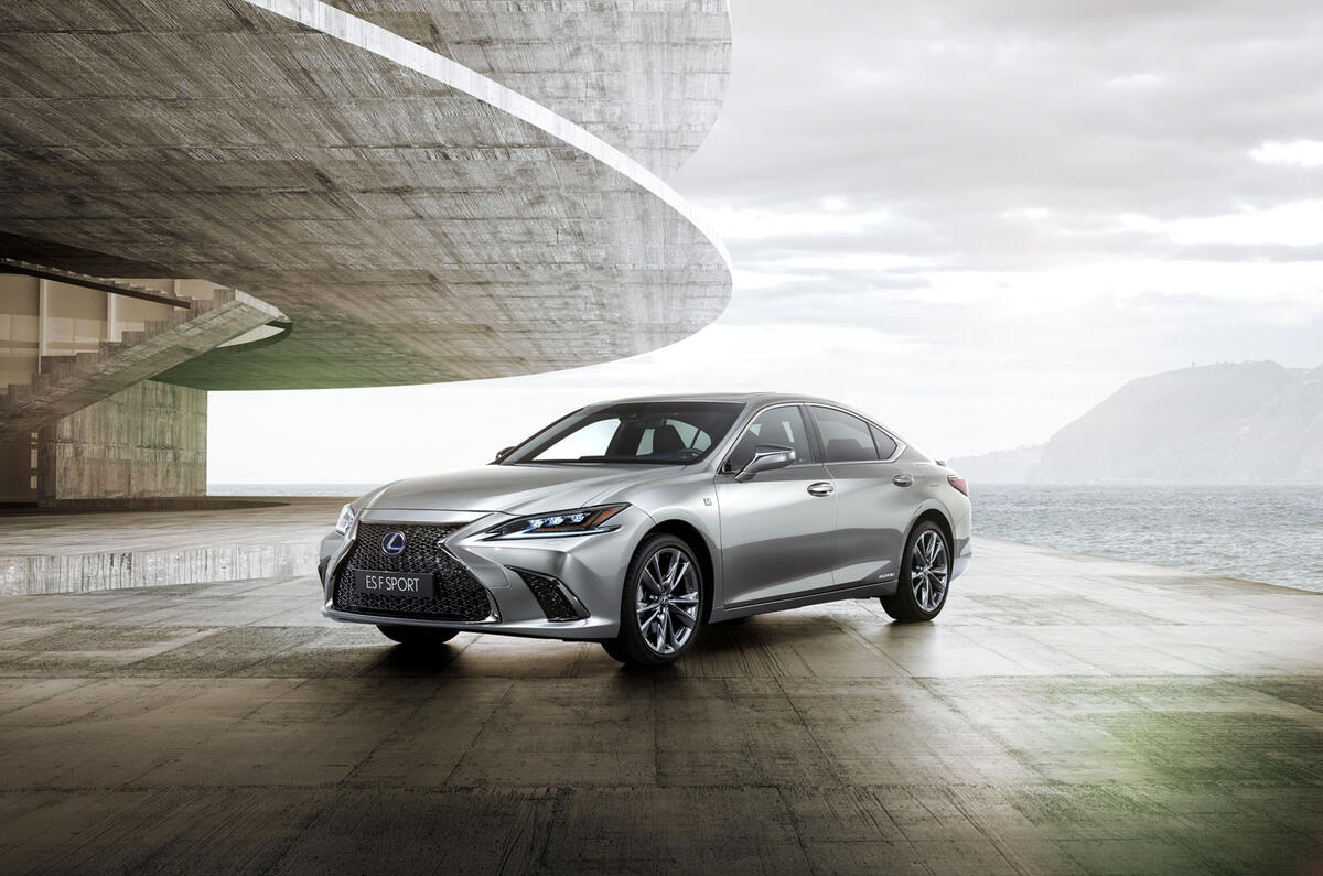Lexus Es Revealed As Driver Focused 35 150 Gs Replacement