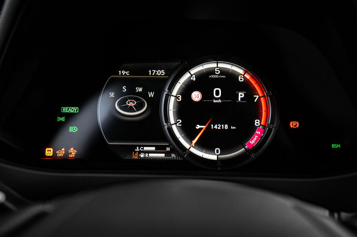 Lexus Ux 250h F Sport 2019 Review Autocar