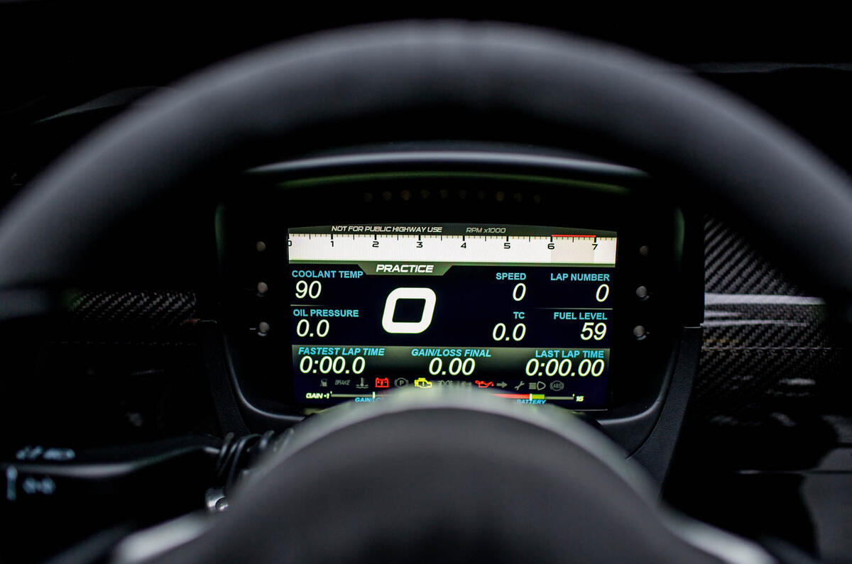 Lotus 3-Eleven 430 race practice mode