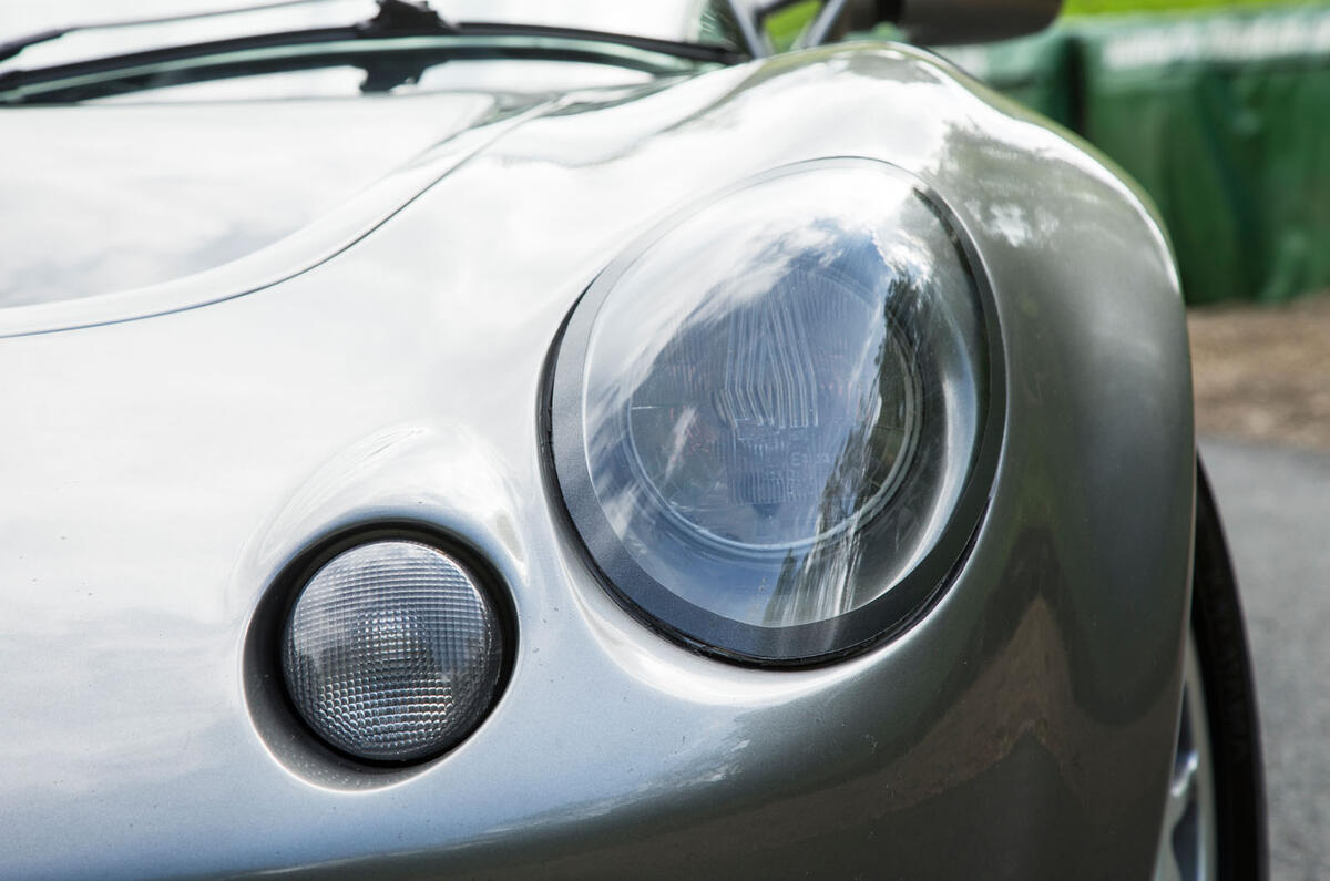 Lotus Elise Cup 250 Versus Original Lotus Elise S1 Autocar