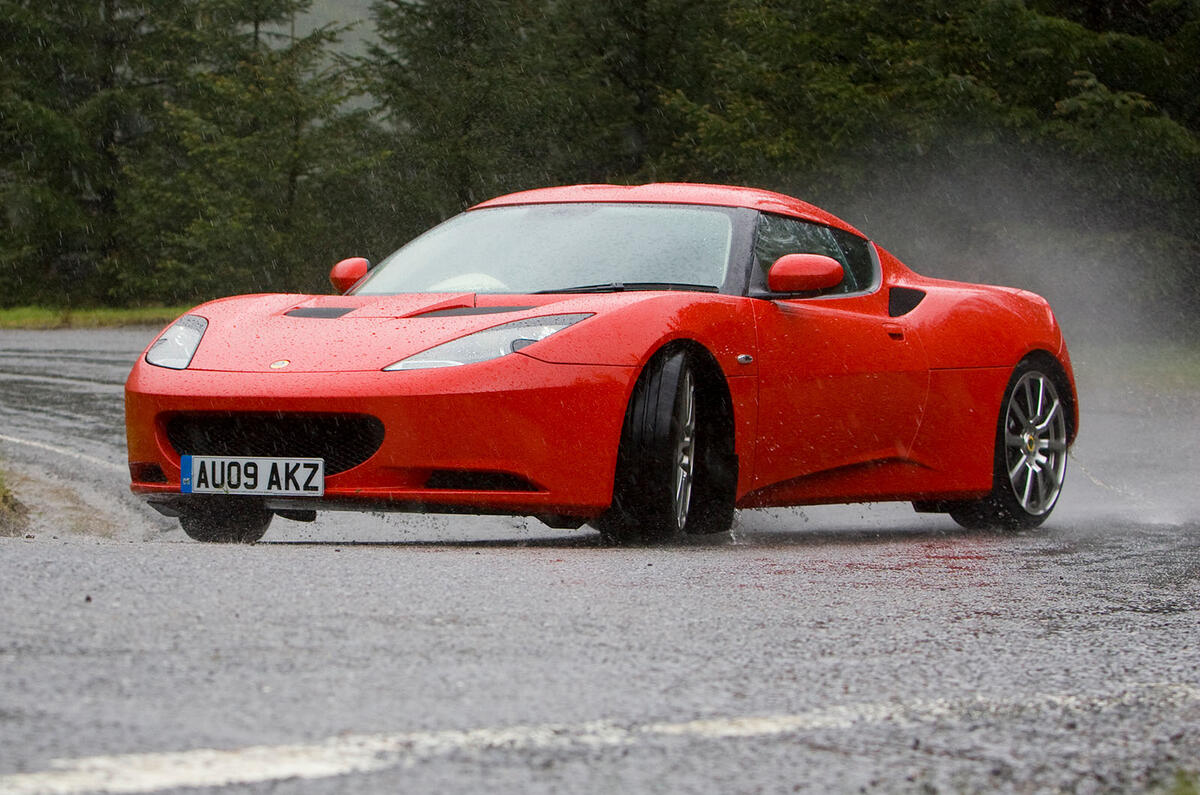 Lotus Evora S drifting