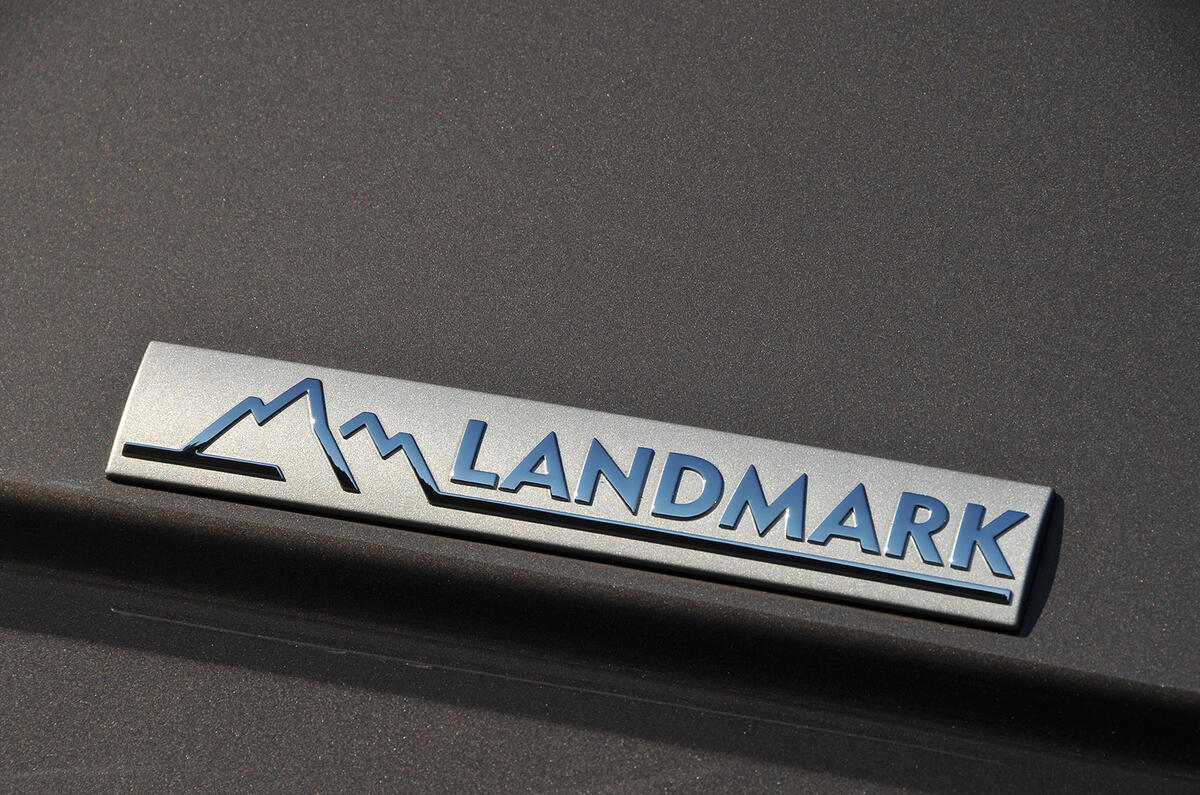 2016 Land Rover Discovery Landmark Review Autocar