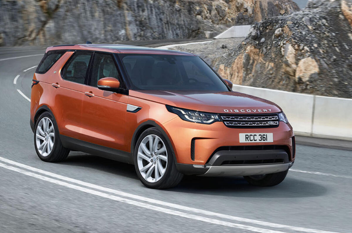 2017 Land Rover Discovery revealed in Paris