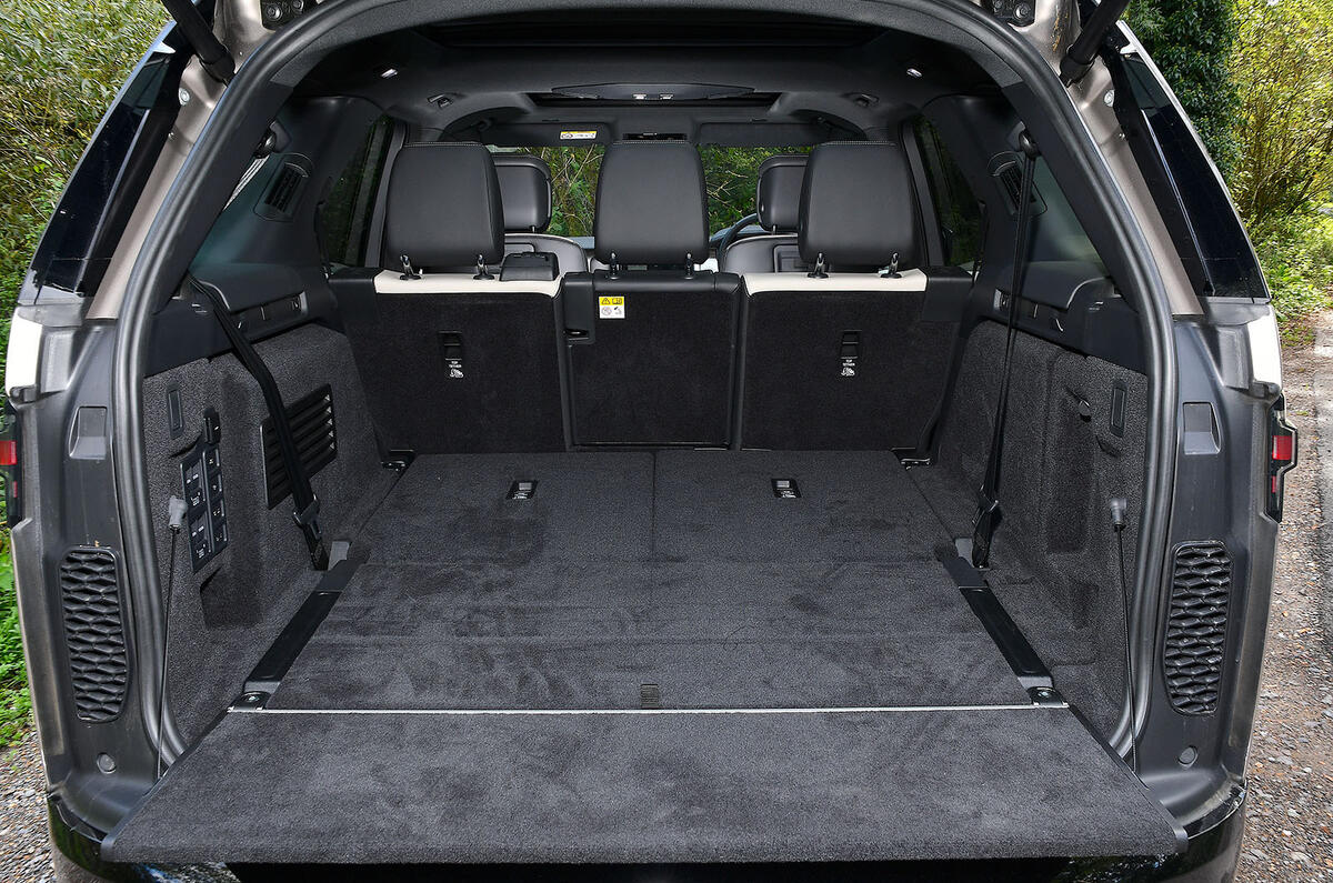 Land Rover Discovery D300 Metropolitan Edition first drive Autocar