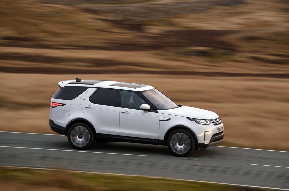 Land Rover Discovery 3 0 Td6 Hse Luxury 2017 Review Autocar