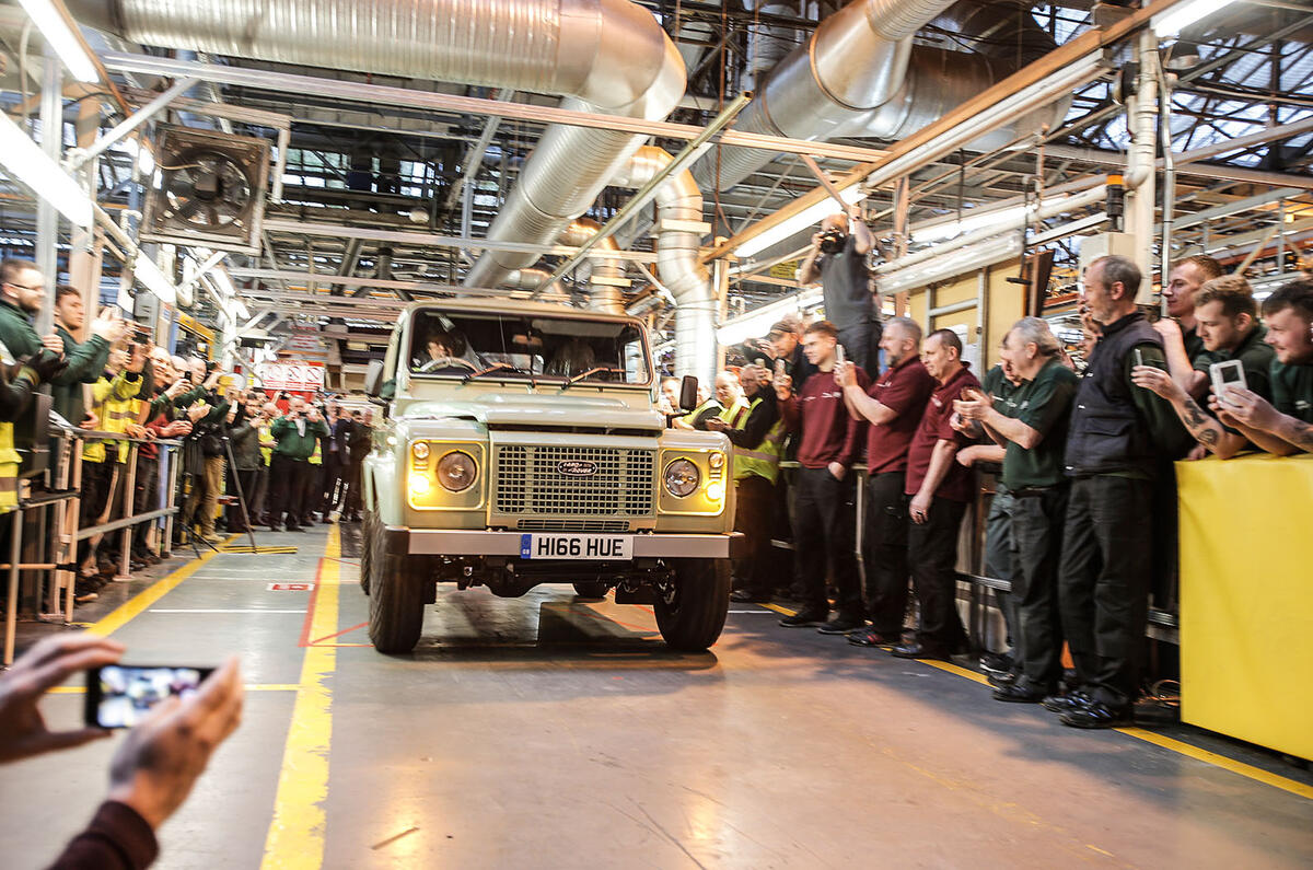 Saying Goodbye To The Land Rover Defender An Autocar