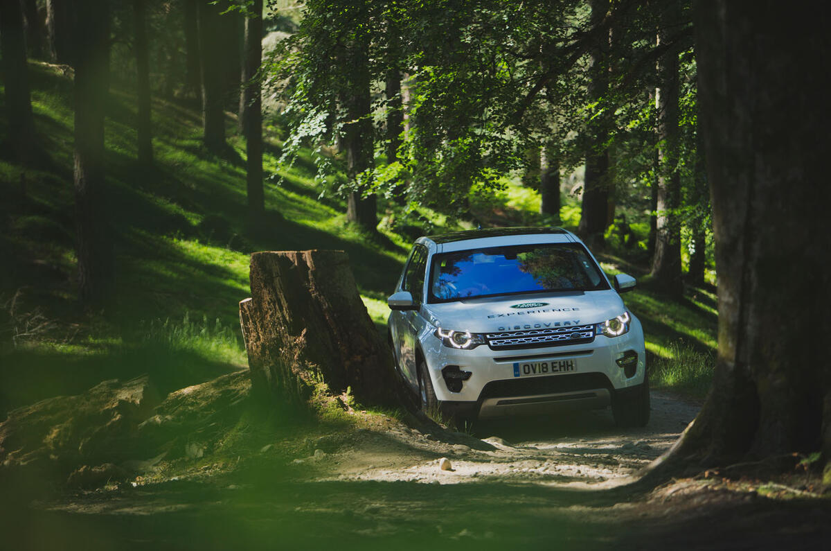 The Land Tour taking on the UK's best offroad courses in a Land Rover