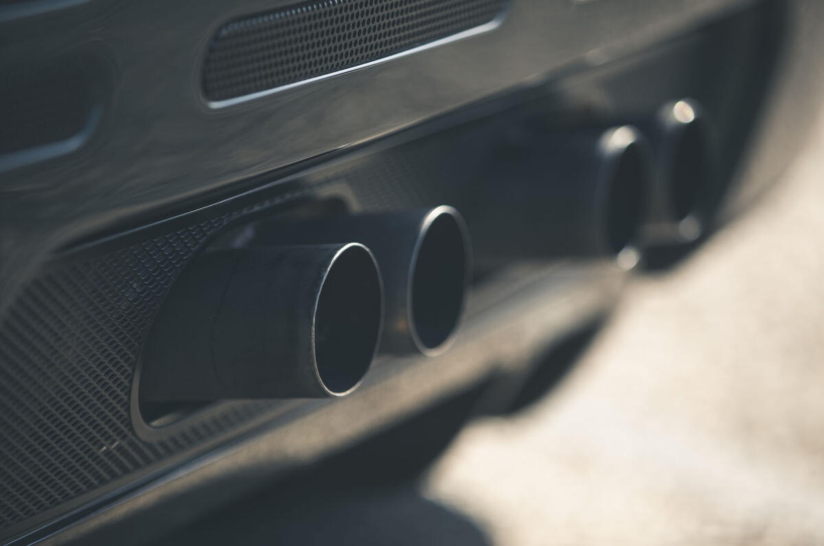 Autocar S Exclusive Mclaren F1 Road Test 25 Years On Autocar