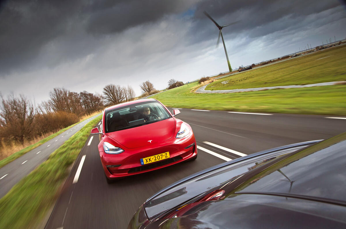 2019 Tesla Model 3 vs new BMW 3 Series