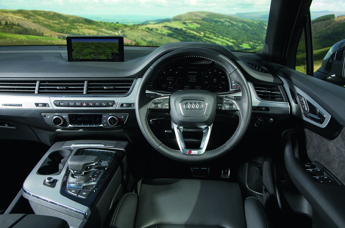 Range Rover Velar vs Porsche Cayenne vs Audi Q7 luxury SUV megatest