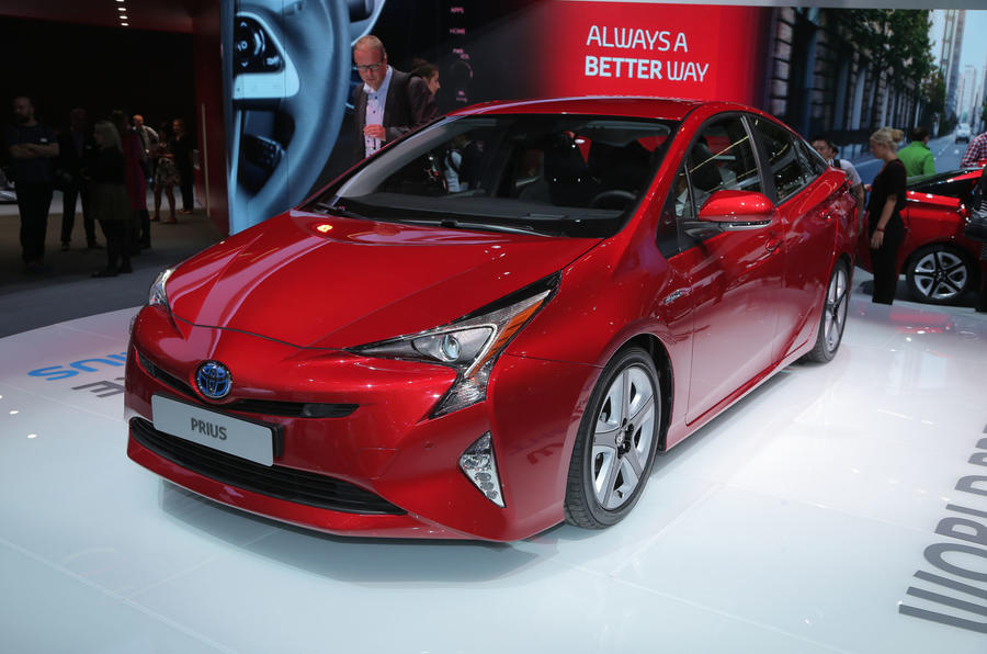 2016 Toyota Prius to cost from £23,295