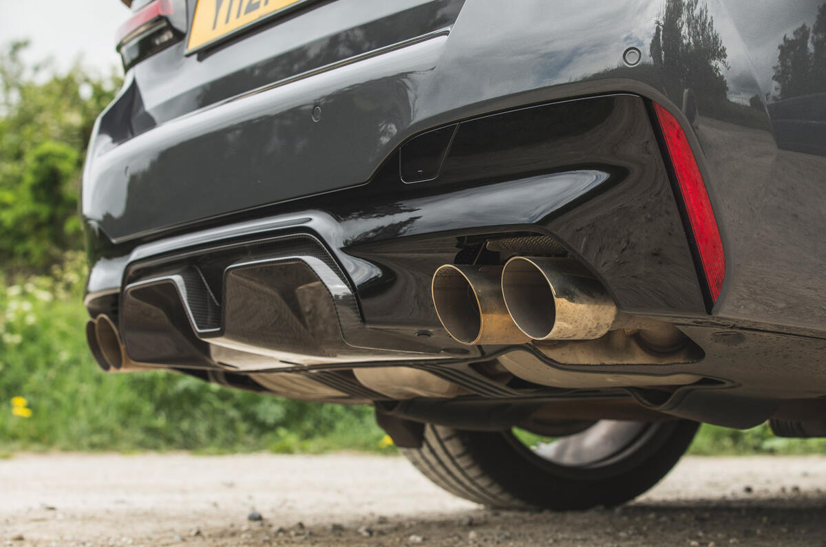 LUC BMW M5 CS 2021 0039