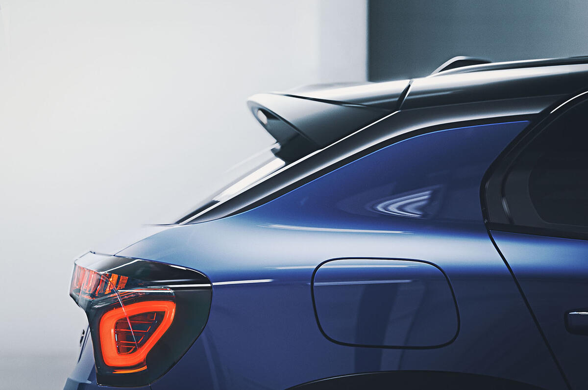 Lynk&Co 02