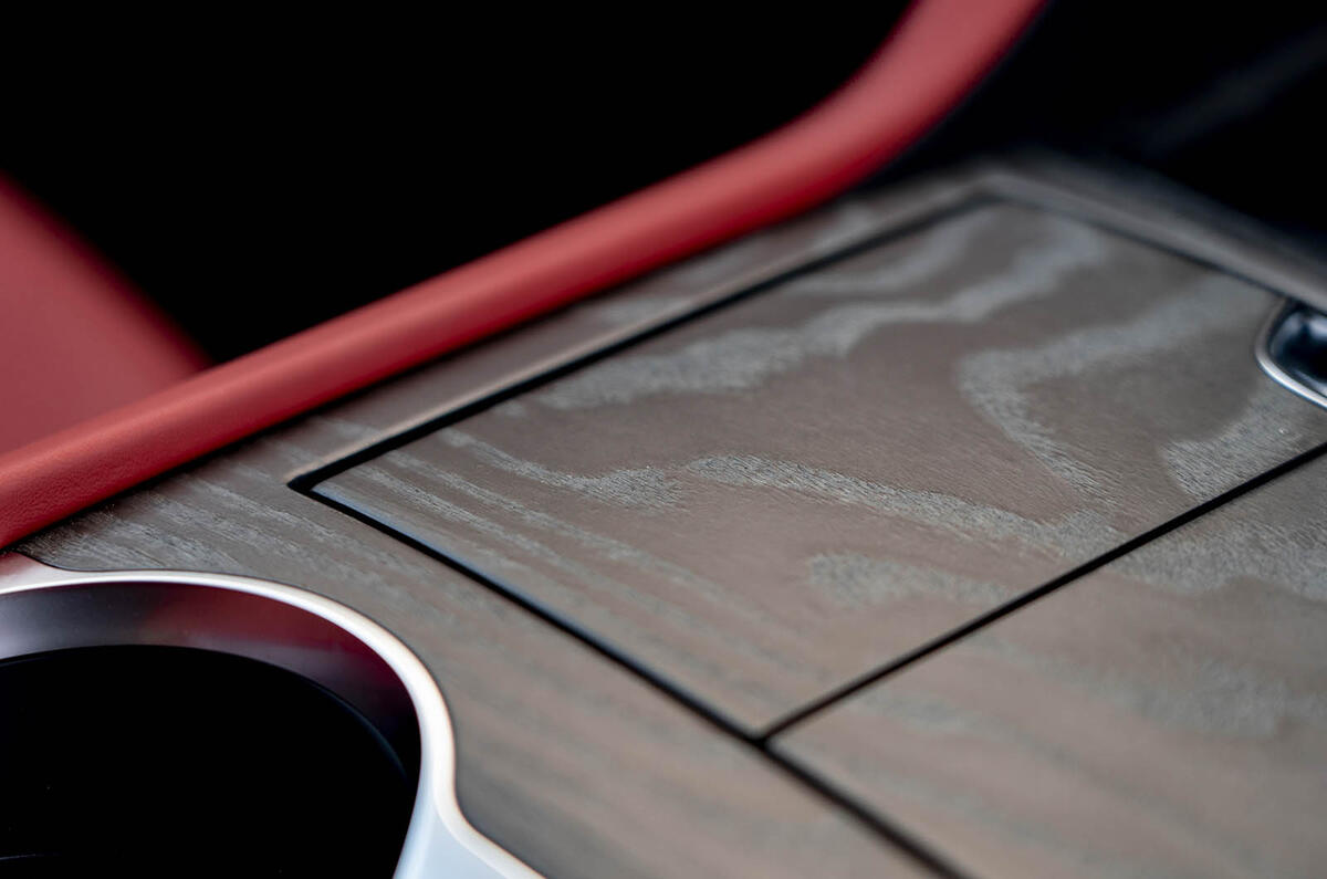Maserati Grecale GT veneer