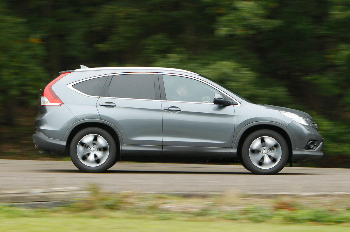 Mazda CR V Mk4 side driving