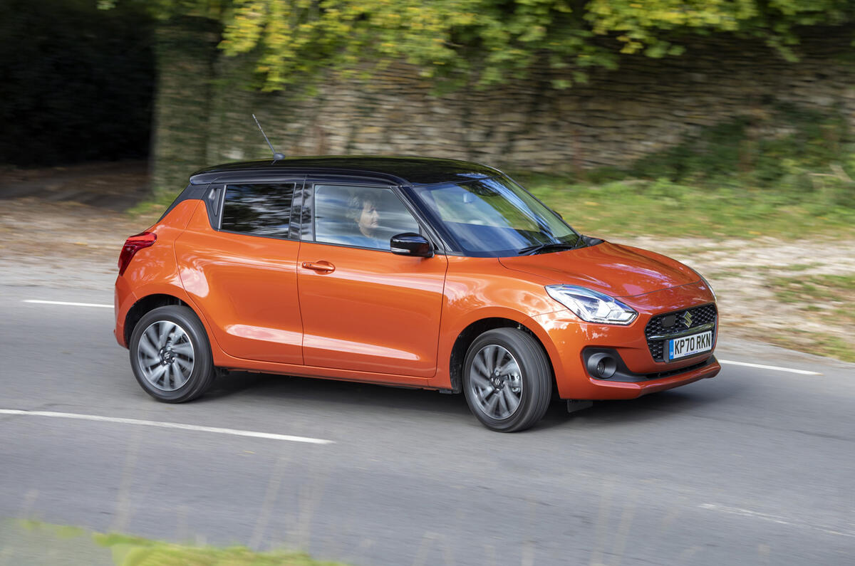 Suzuki Swift Hybrid SZ5 2020 - en virage à l'avant