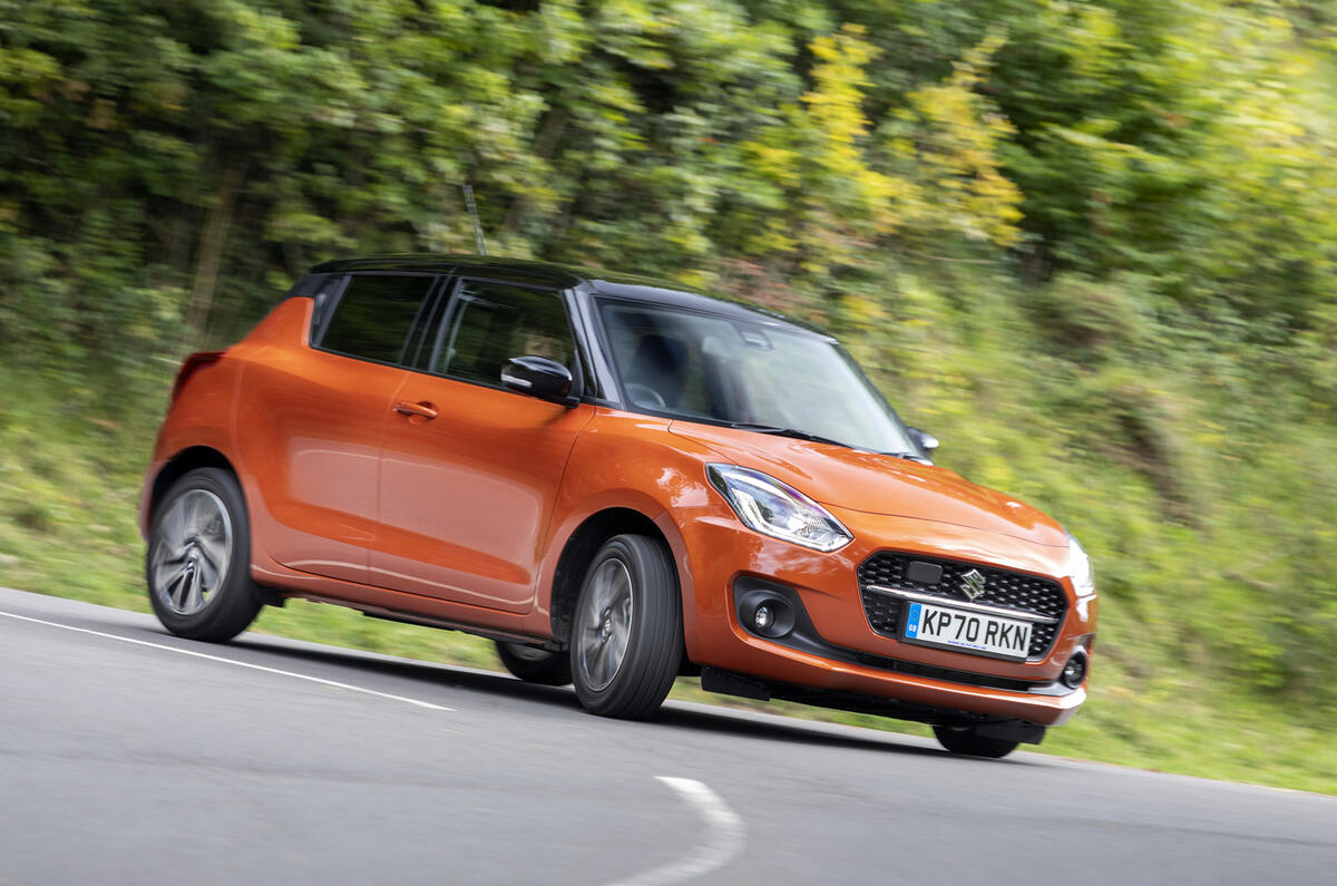 Suzuki Swift Hybrid SZ5 2020 - en virage à l'avant