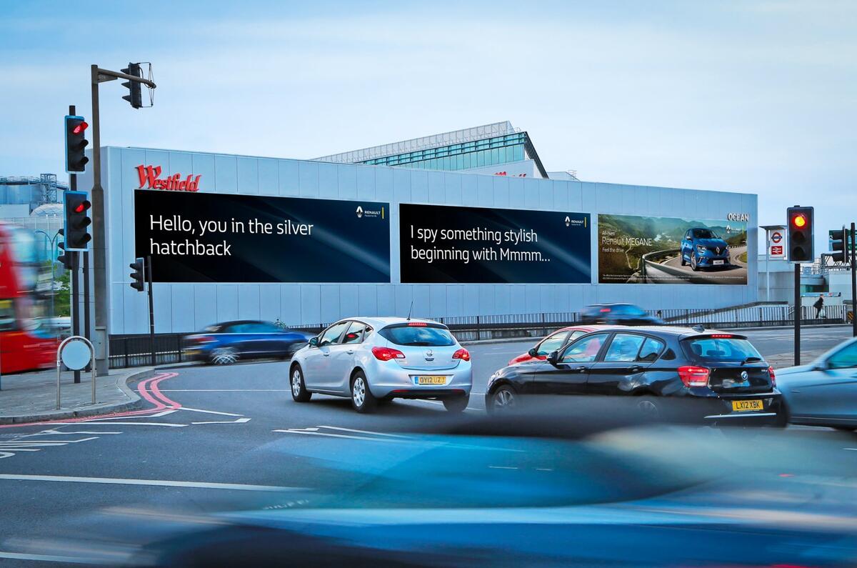 Renault Launches Car Recognition Billboard Technology