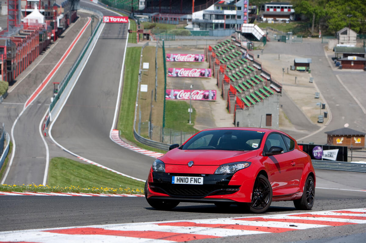 1280x720 2010 New Megane Renault Sport Photos
 1080P for Laptop and Phone