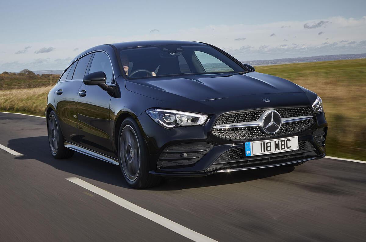 Mercedes CLA Shooting Brake front side moving