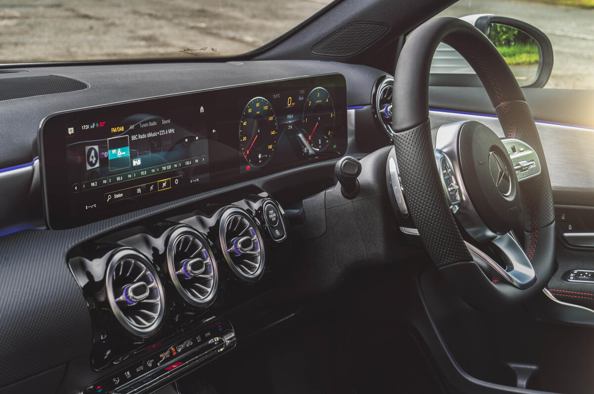 Mercedes A220 Amg Line 2019 Uk Review Autocar
