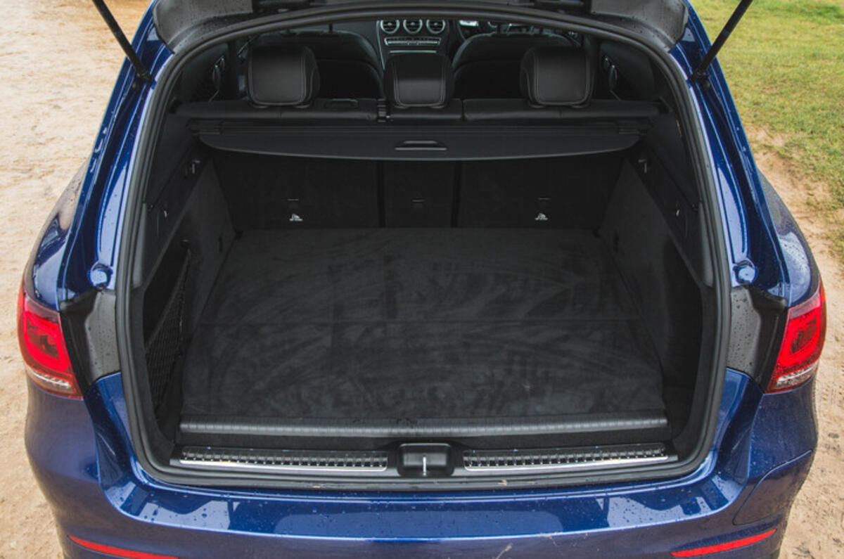 Merc GLC 300e boot