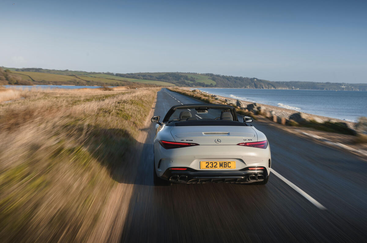 mercedes amg sl63 2023 013 tracking rear