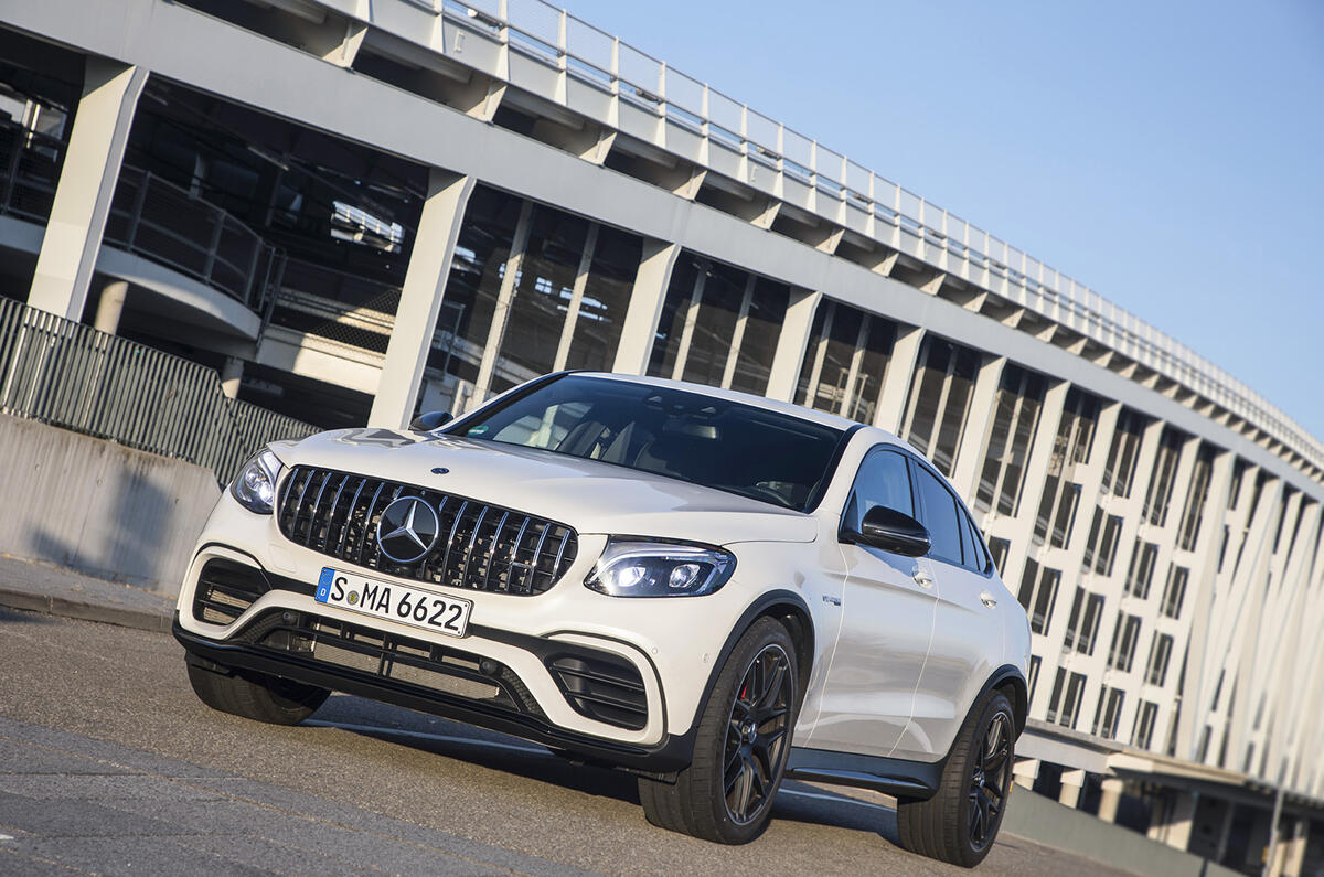 Mercedes-AMG GLC 63 S Coupé front quarter