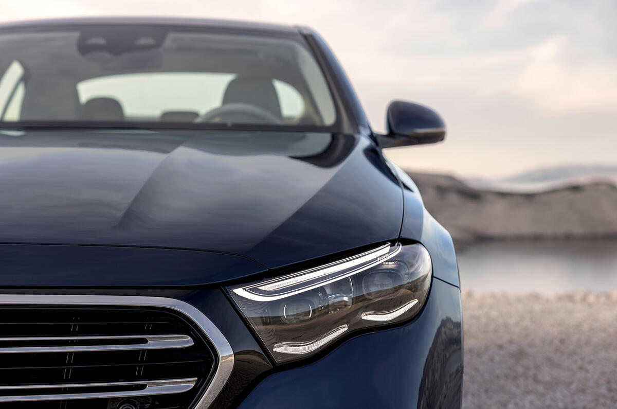 Mercedes Benz E Class headlamps