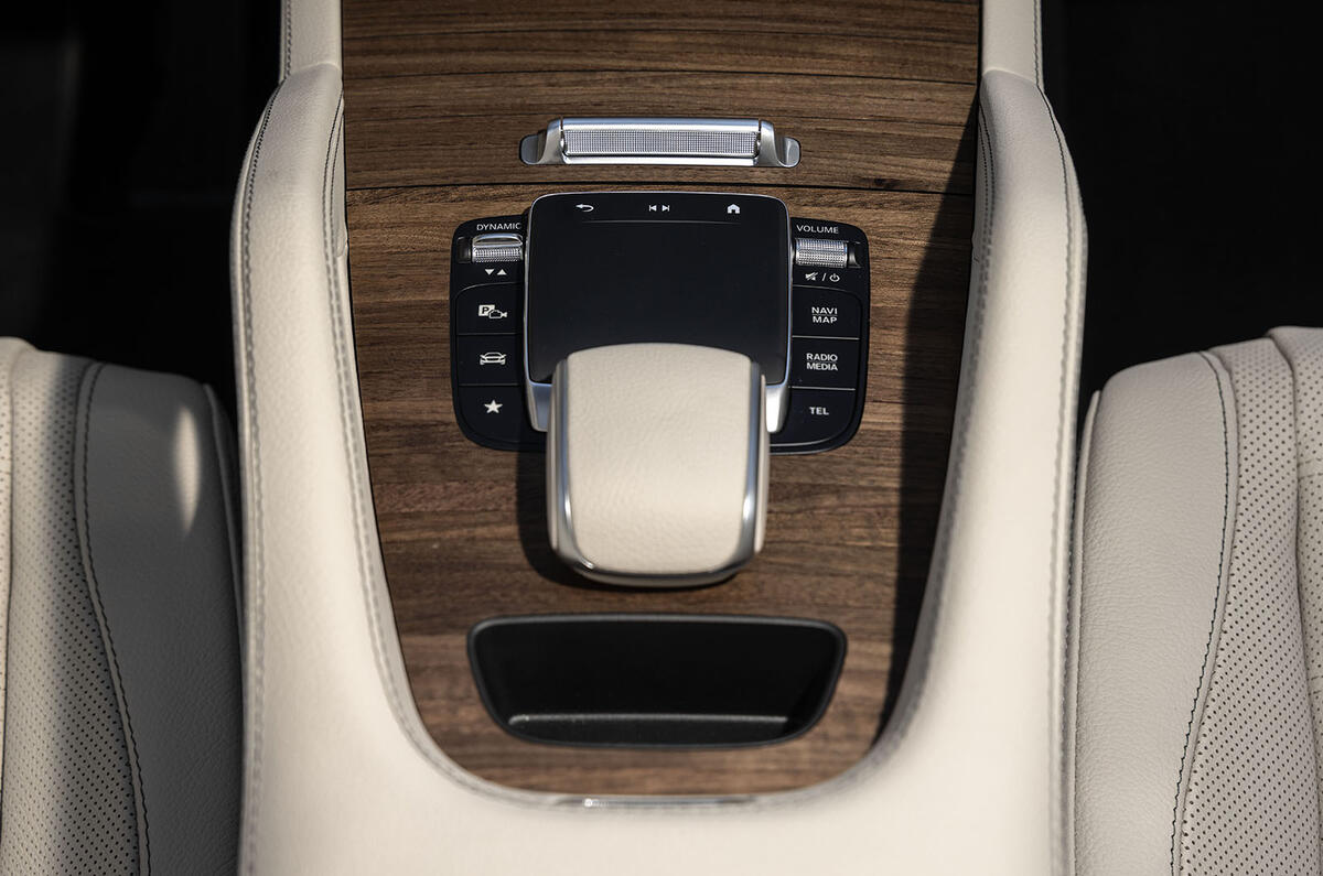 mercedes benz gle avis 2023 008 commandes