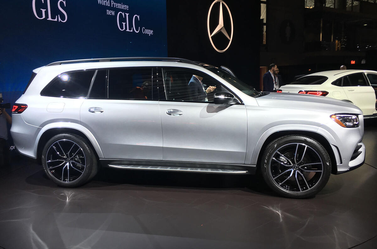 9 Seater Suv >> New Mercedes-Benz GLS: re-engineered luxury SUV unveiled ... 9 Seater Suv >> New Mercedes-Benz GLS: re-engineered luxury SUV unveiled ...
