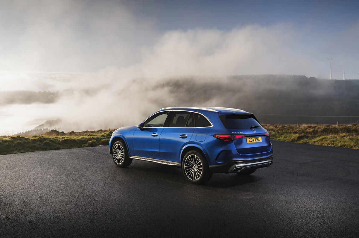 mercedes glc 300e 2023 24 arrière statique