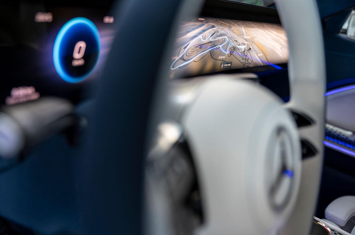 صفحه نمایش mercedes vision eqxx 2022 010