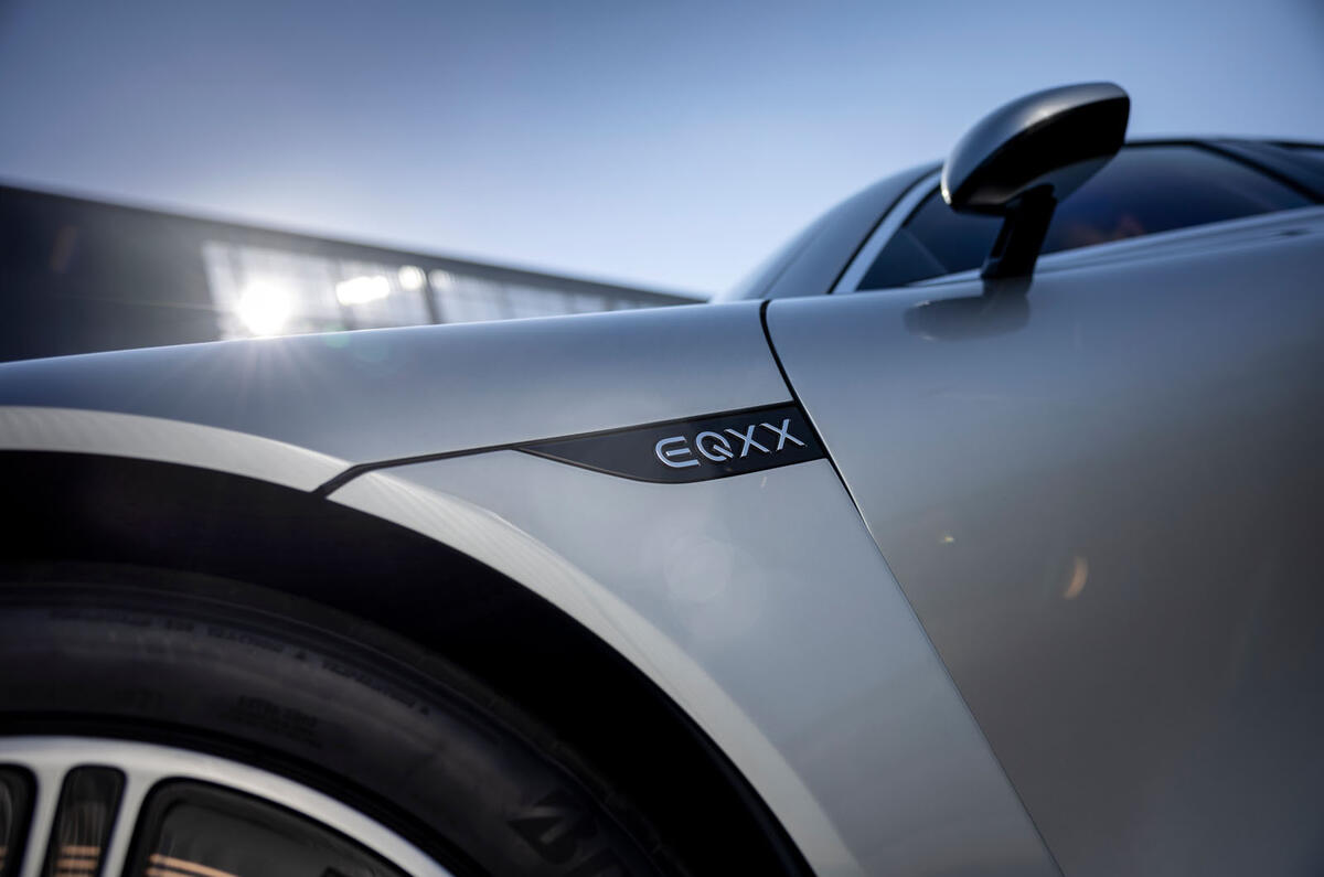 نشان mercedes vision eqxx 2022 014